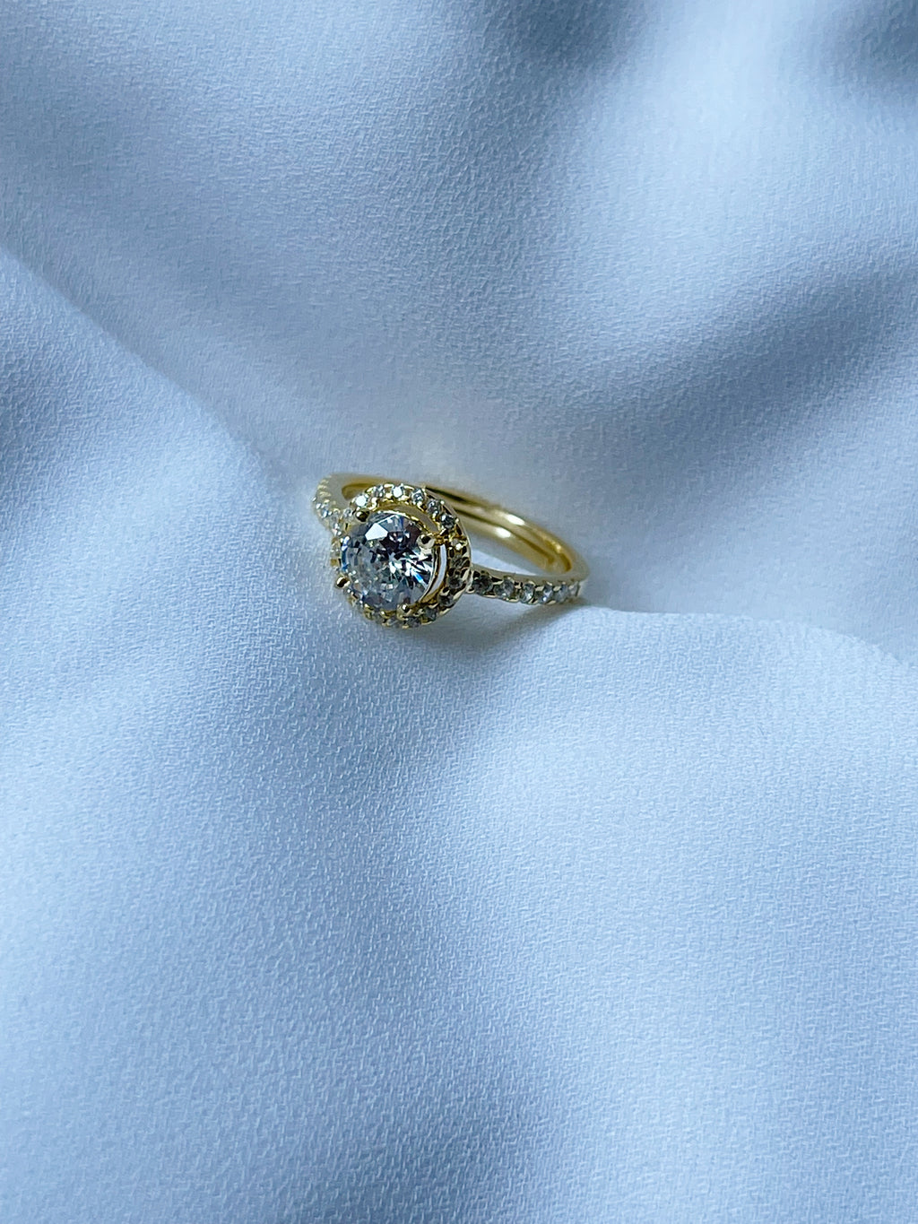 Round Halo Ring