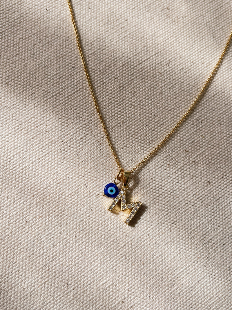 Dainty Ojitos Initial